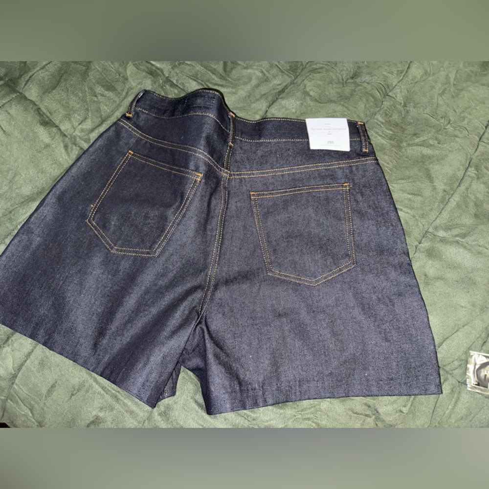 NWT ZARA THE MIDWAIST BERMUDA SHORTS